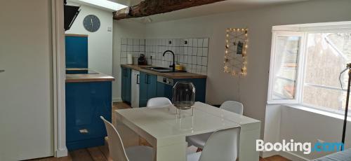 Apartamento com internet em La Rochelle.