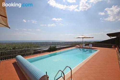 Apartamento pet friendly en Pietrasanta con vistas y wifi