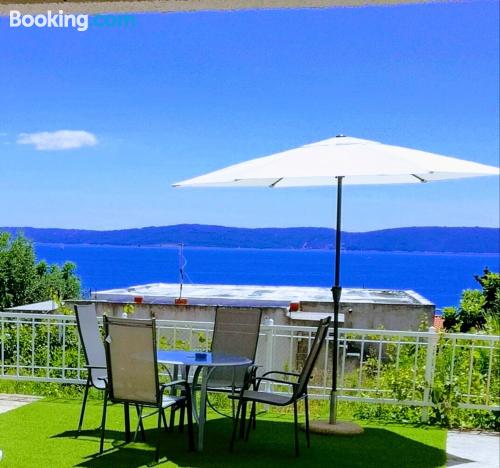 Apartamento de 60m2 en Trogir con terraza