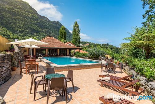 Ferienwohnung mit pool. In Arco de São Jorge