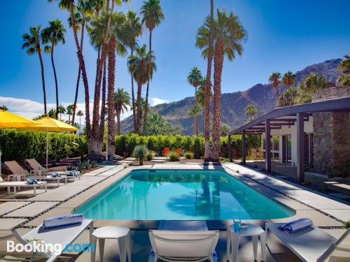 Apartment in Palm Springs ideal for families.