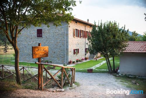 Geräumige wohnung in Cortona. Haustier erlaubt.