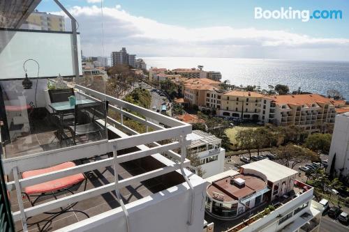 Apartamento com terraço em Funchal