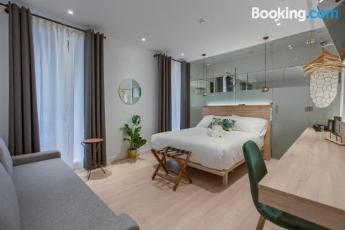 Perfect 1 bedroom apartment in Madrid.