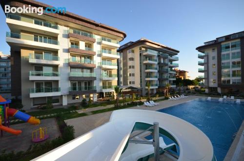 Ferienwohnung mit pool und Balkon. In Alanya