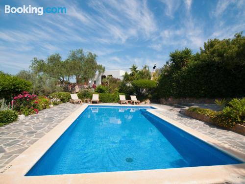 Appartement avec piscine. Terrasse!