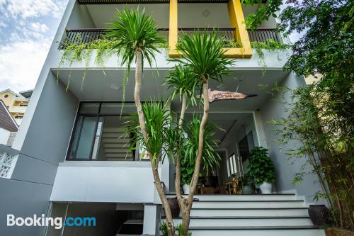 Pequeno apartamento para duas pessoas em Hoi An