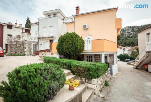 Apartamento com terraço em Blace.