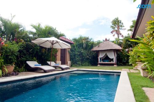 Appartement avec piscine. Sanur est votre