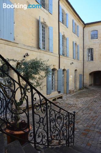 Minime appartement d'une pièce à Uzès