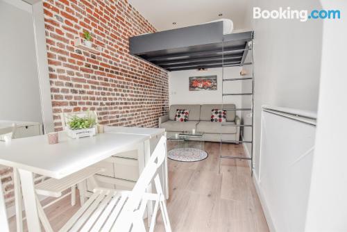 Apartamento com internet em Paris.