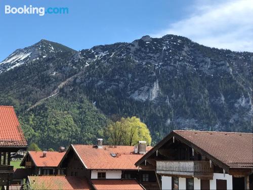 Extenso apartamento em Inzell. Perto de tudo