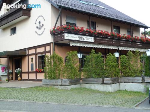 Apartment for couples in Weinstadt with internet.