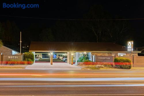 Swimming pool and internet home in Bendigo with heating