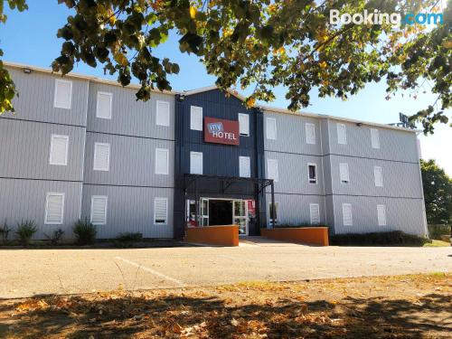 Apartamento para duas pessoas, no centro da cidade de Artigues-près-Bordeaux