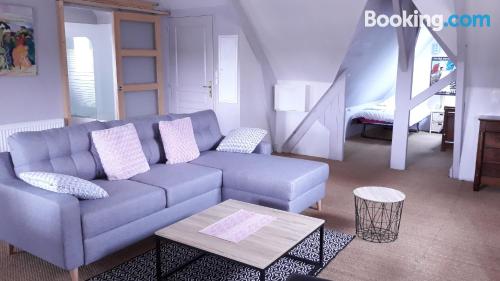 Three bedrooms place in Vannes good choice for 6 or more.