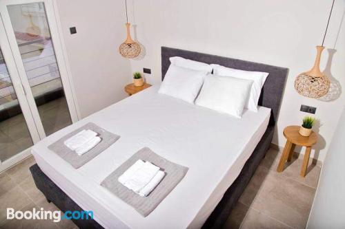 Confortable appartement avec 2 chambres à Nea Vrasna.