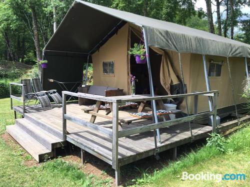 Appartement à Tourtoirac. Wifi et terrasse.