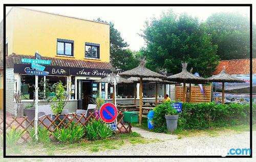 Ferienwohnung mit terrasse. Ideal für zwei personen.