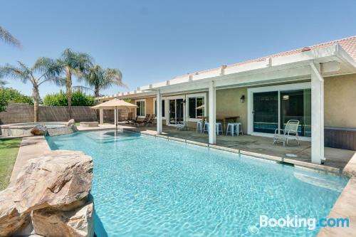 Appartement avec piscine. Idéal pour les groupes