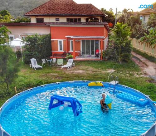 Apartamento para familias con piscina