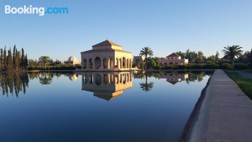 Apartamento com piscina e ar em Taroudant