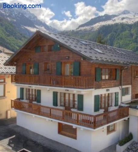 Home in Chamonix with terrace!.