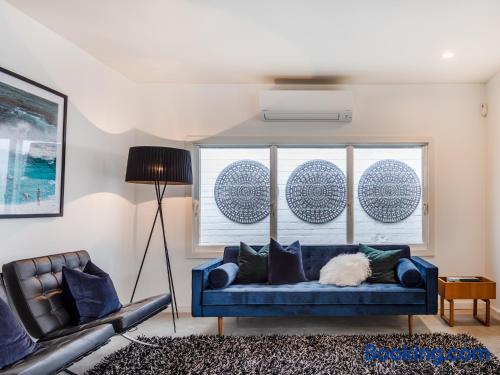 3 bedrooms apartment in Sydney with wifi.