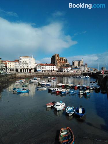 Eccellente appartamento con una stanza, a Castro-urdiales.