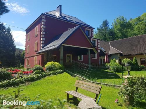 Praktische Wohnung in Targanice. Tierfreundlich