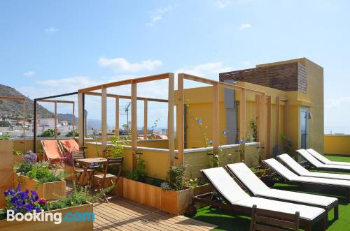 Apartamento com Wi-fi. Terraço!