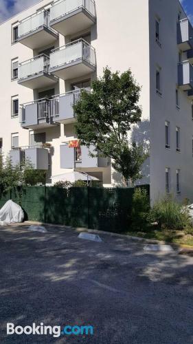 Wohnung mit terrasse. Tierfreundlich.