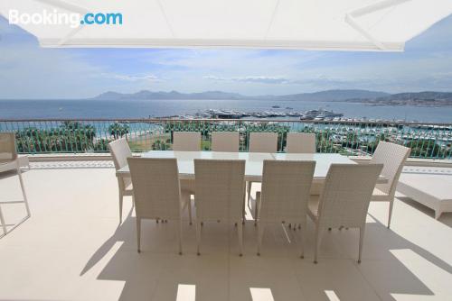 Appartement in Cannes. Ideaal voor groepen.