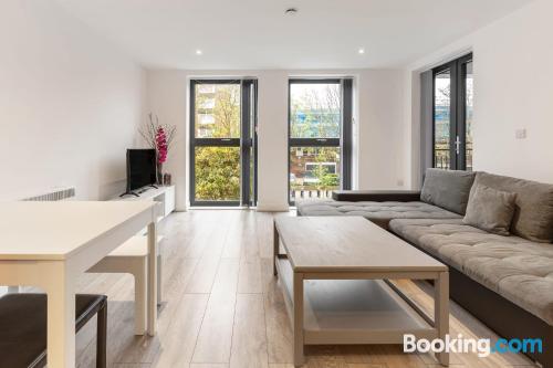 Apartamento com calefação e internet em Londres.