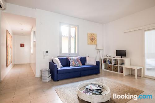 Apartamento de una habitación en zona centro en Bolonia.