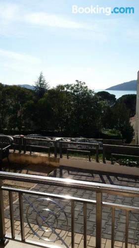 Appartamento con terrazza. Herceg-Novi a portata di mano!