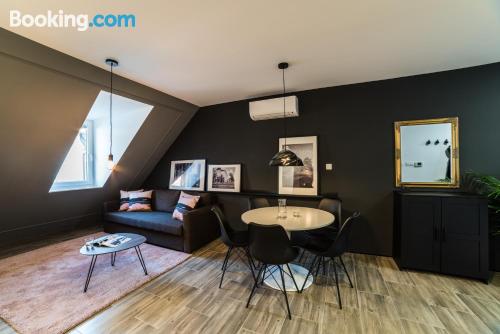 Apartamento com Internet. No melhor endereço