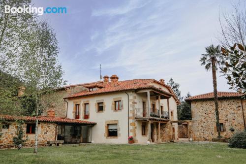 Cómodo apartamento de dos dormitorios con vistas