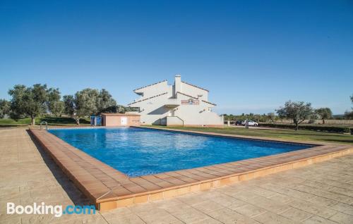 Appartamento con piscina. Con terrazza!