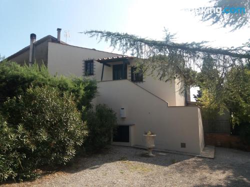 Praktische Apt in Campiglia Marittima. Tierfreundlich