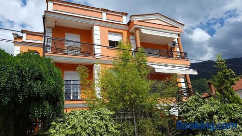 Apartamento en Ohrid con terraza.