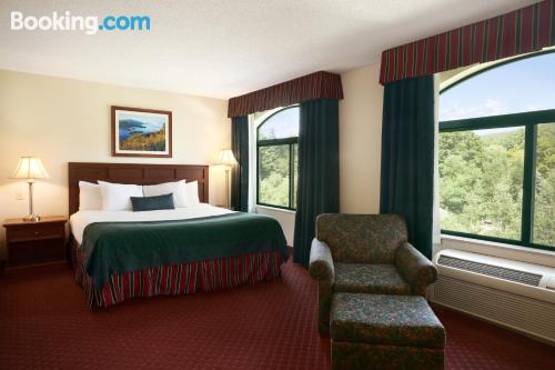 Home with internet. Lake George at your feet!