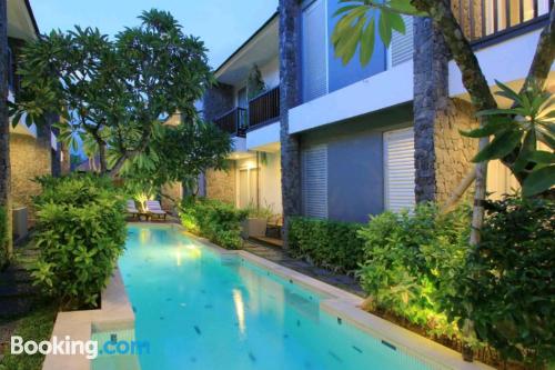 Appartement avec terrasse et internet à Seminyak. Pour deux personnes.