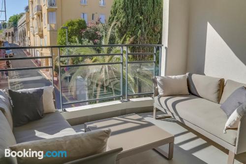 Amplio apartamento en zona centro en Cannes