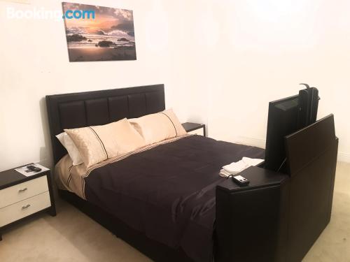 1 bedroom apartment place in Dublin for couples.