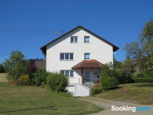 Comfortabel appartement met 3 kamers, met terras