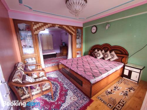 1-zimmer-appartement in Shimla, ideal für zwei personen.