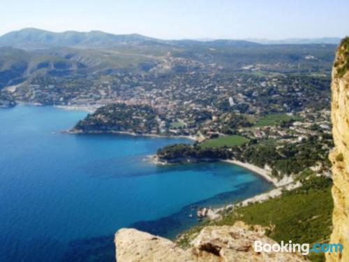 Appartement avec chauffage. À Cassis