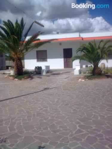 Apartamento com piscina em Andrano.