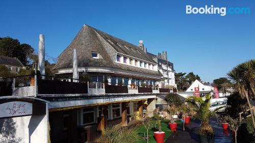 Appartamento con terrazza. La Trinité-sur-Mer a vostro piacimento!